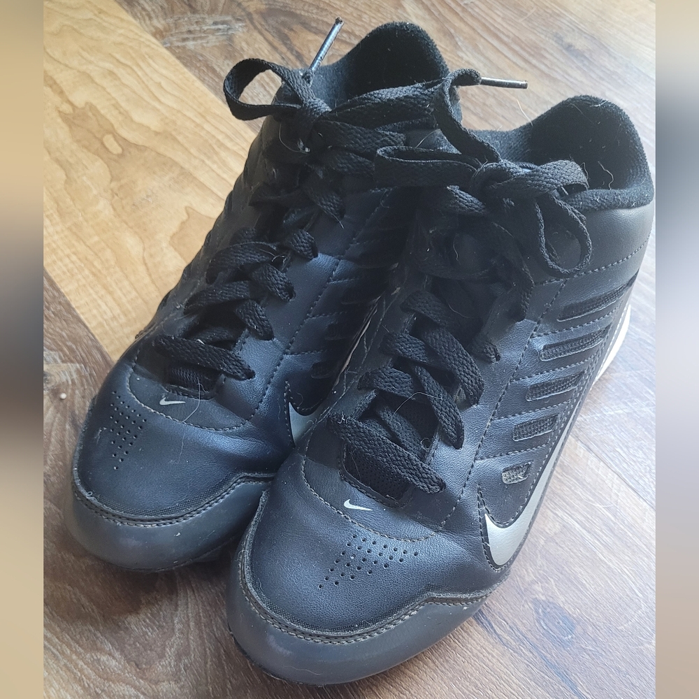 Nike Black Athletic Shoes
